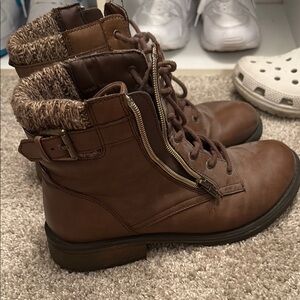 Brown Leather Ankle Boots with Knit Cuff